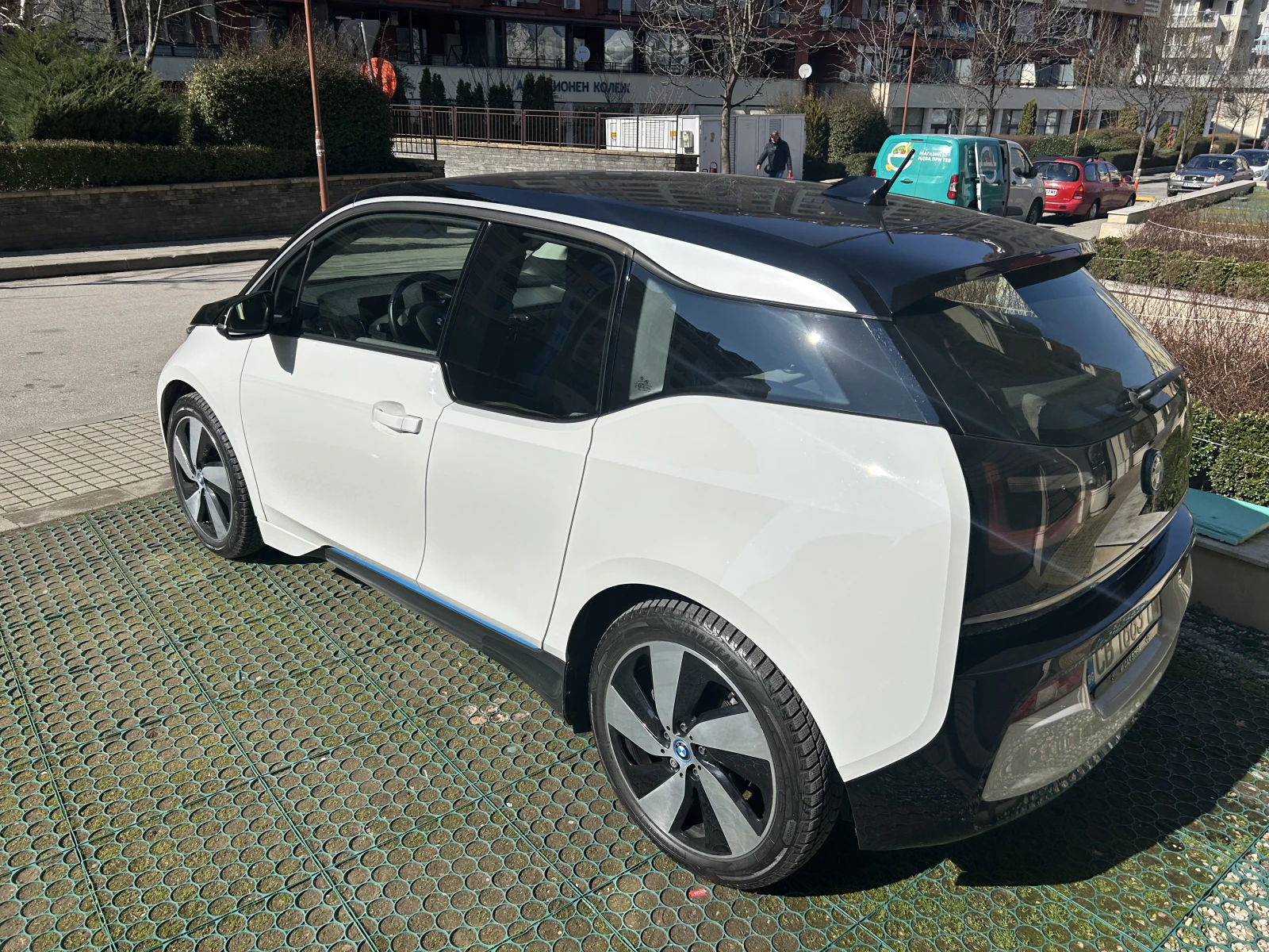 BMW i3 120AH Термопомпа, снимка 3 - Автомобили и джипове - 53738503