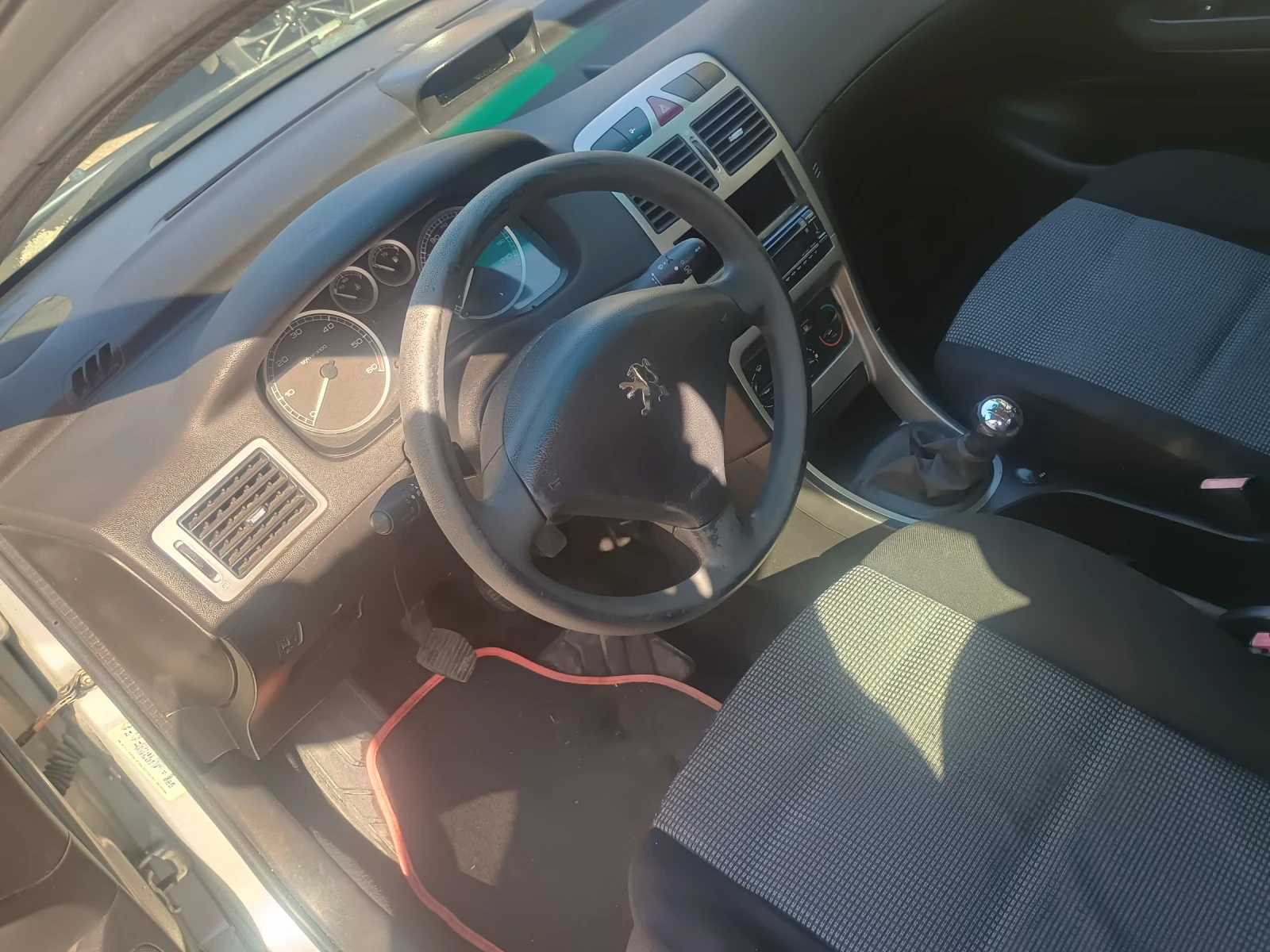 Peugeot 307 2.0HDI, снимка 7 - Автомобили и джипове - 53810640