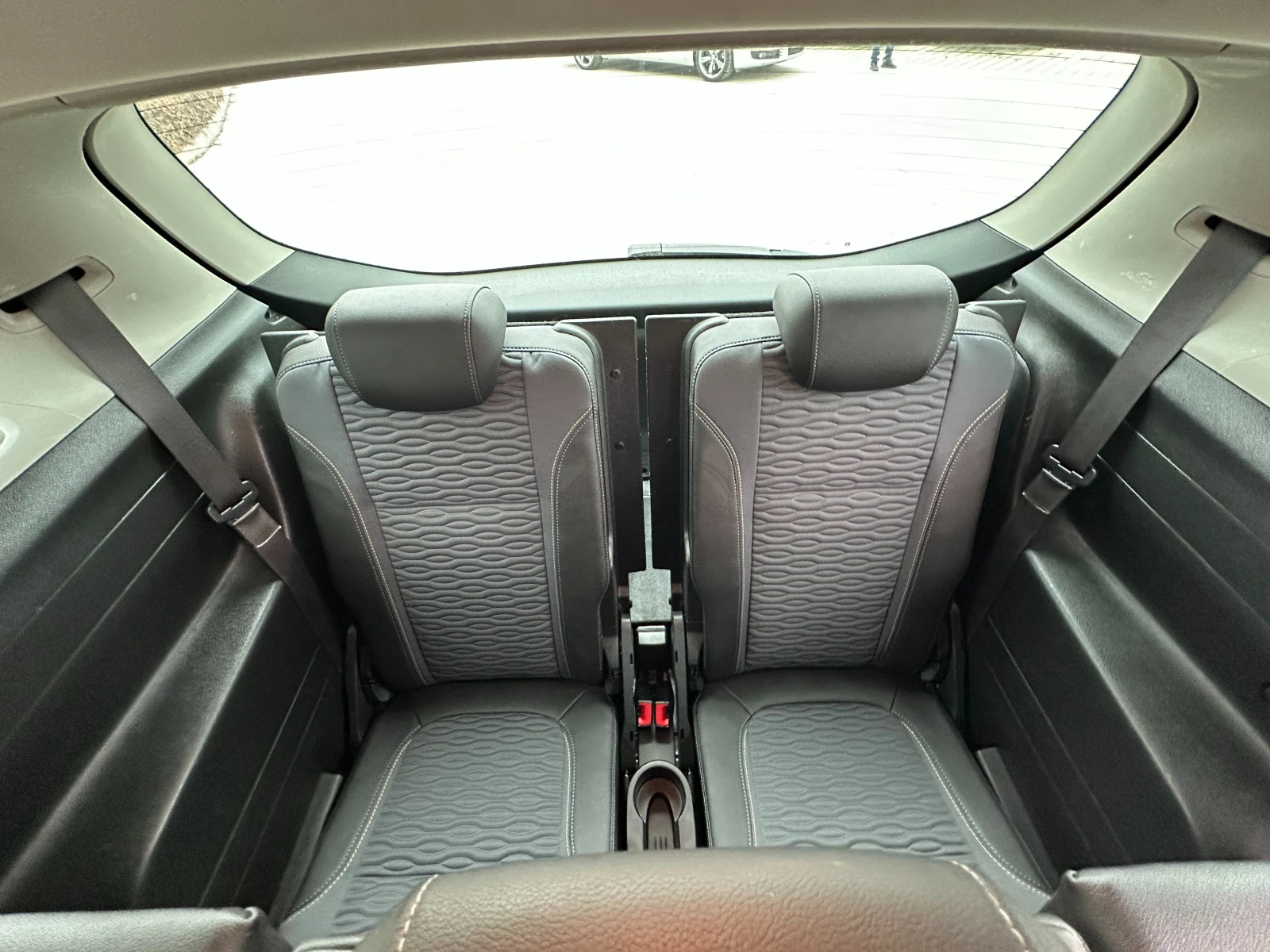 Opel Zafira Tourer, снимка 10 - Автомобили и джипове - 53914185