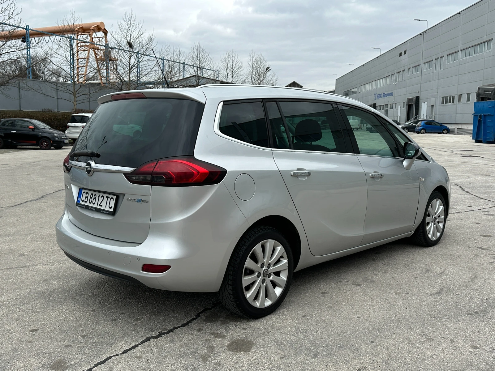 Opel Zafira Tourer, снимка 4 - Автомобили и джипове - 53914185