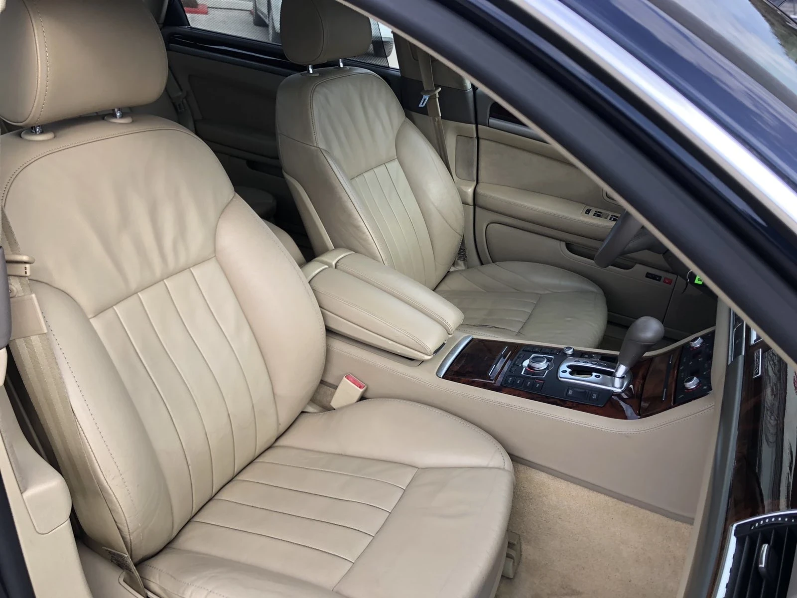 Audi A8 4.2TDi, снимка 16 - Автомобили и джипове - 53992556