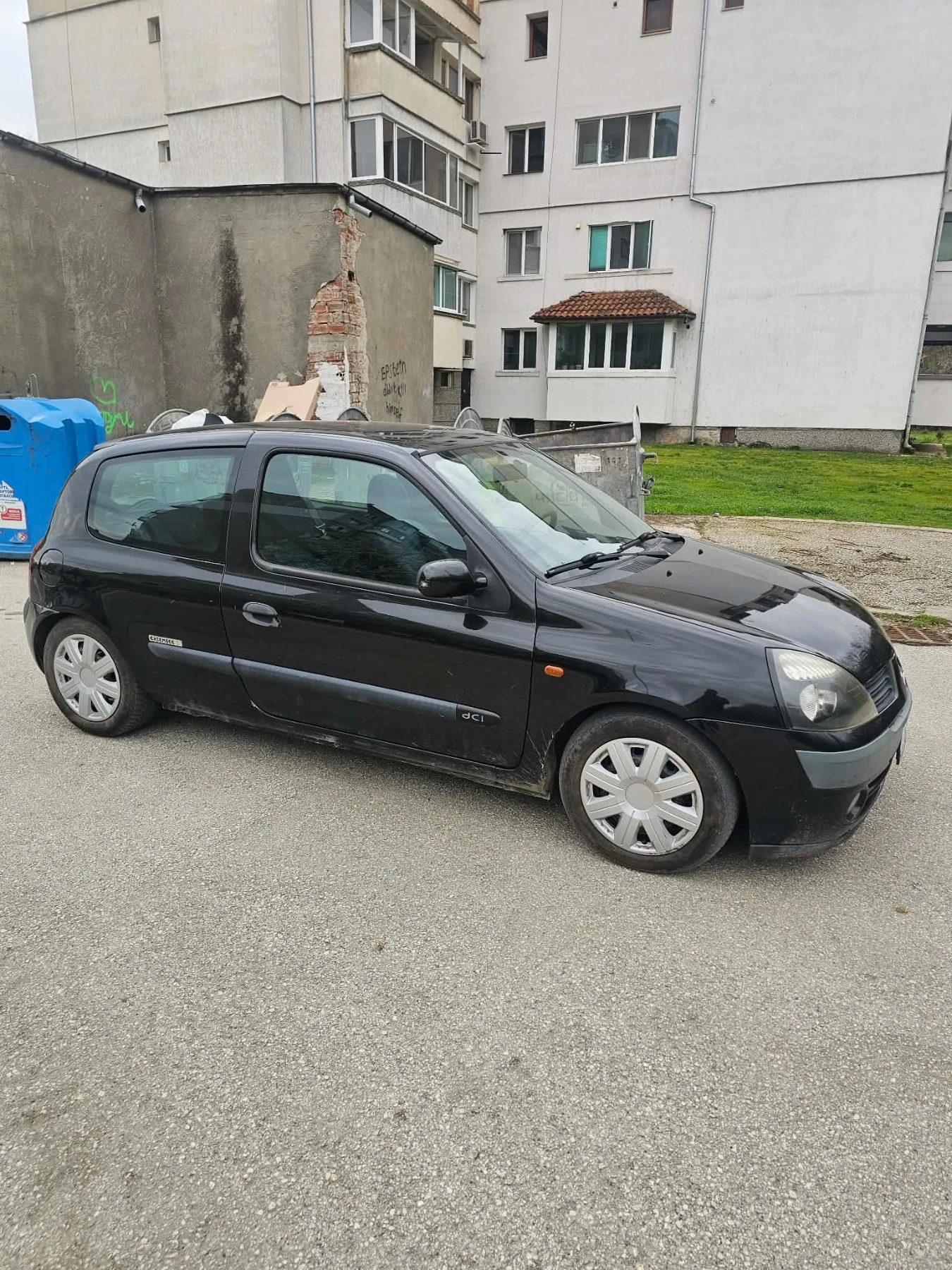 Renault Clio 1.5dci, снимка 3 - Автомобили и джипове - 54062872