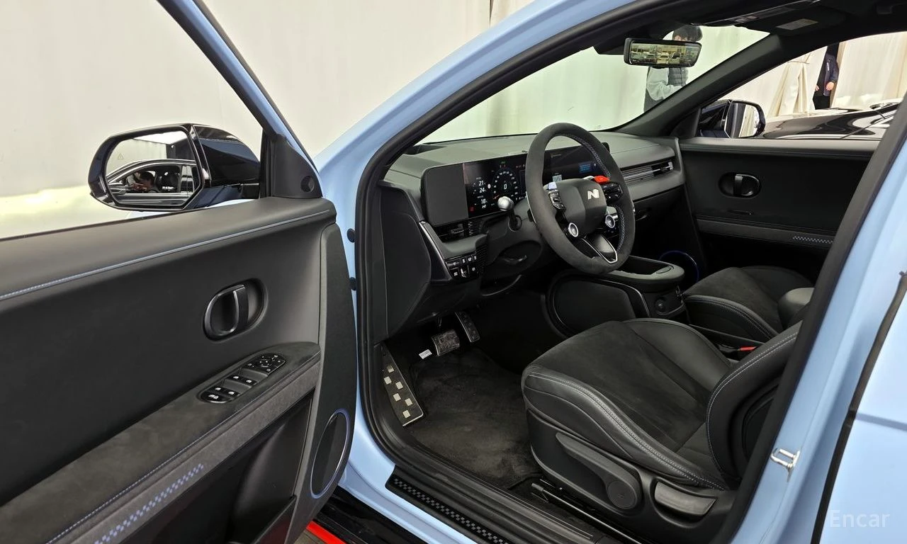 Hyundai Ioniq 5 * N* BUCKET SEATS* ALCANTARA* ПОДГРЕВ* ОБДУХВАНЕ* , снимка 10 - Автомобили и джипове - 54460409