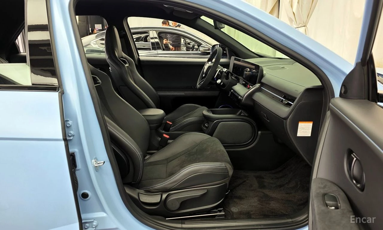 Hyundai Ioniq 5 * N* BUCKET SEATS* ALCANTARA* ПОДГРЕВ* ОБДУХВАНЕ* , снимка 11 - Автомобили и джипове - 54460409