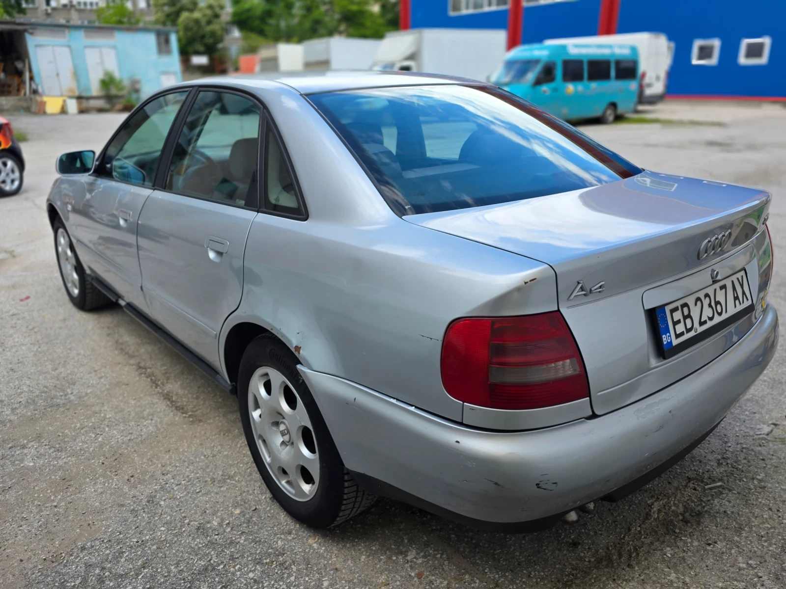 Audi A4
