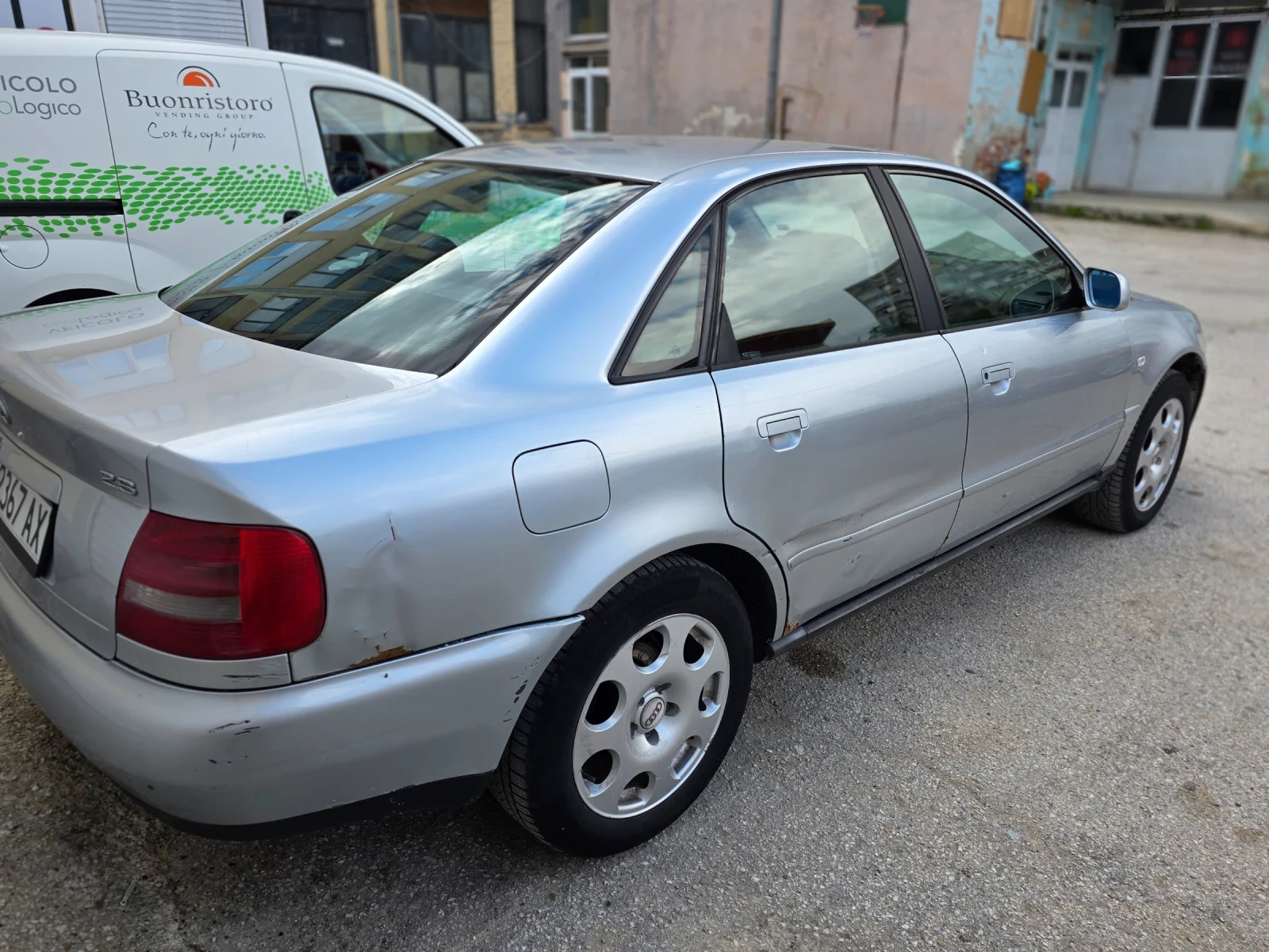 Audi A4, снимка 2 - Автомобили и джипове - 54596611