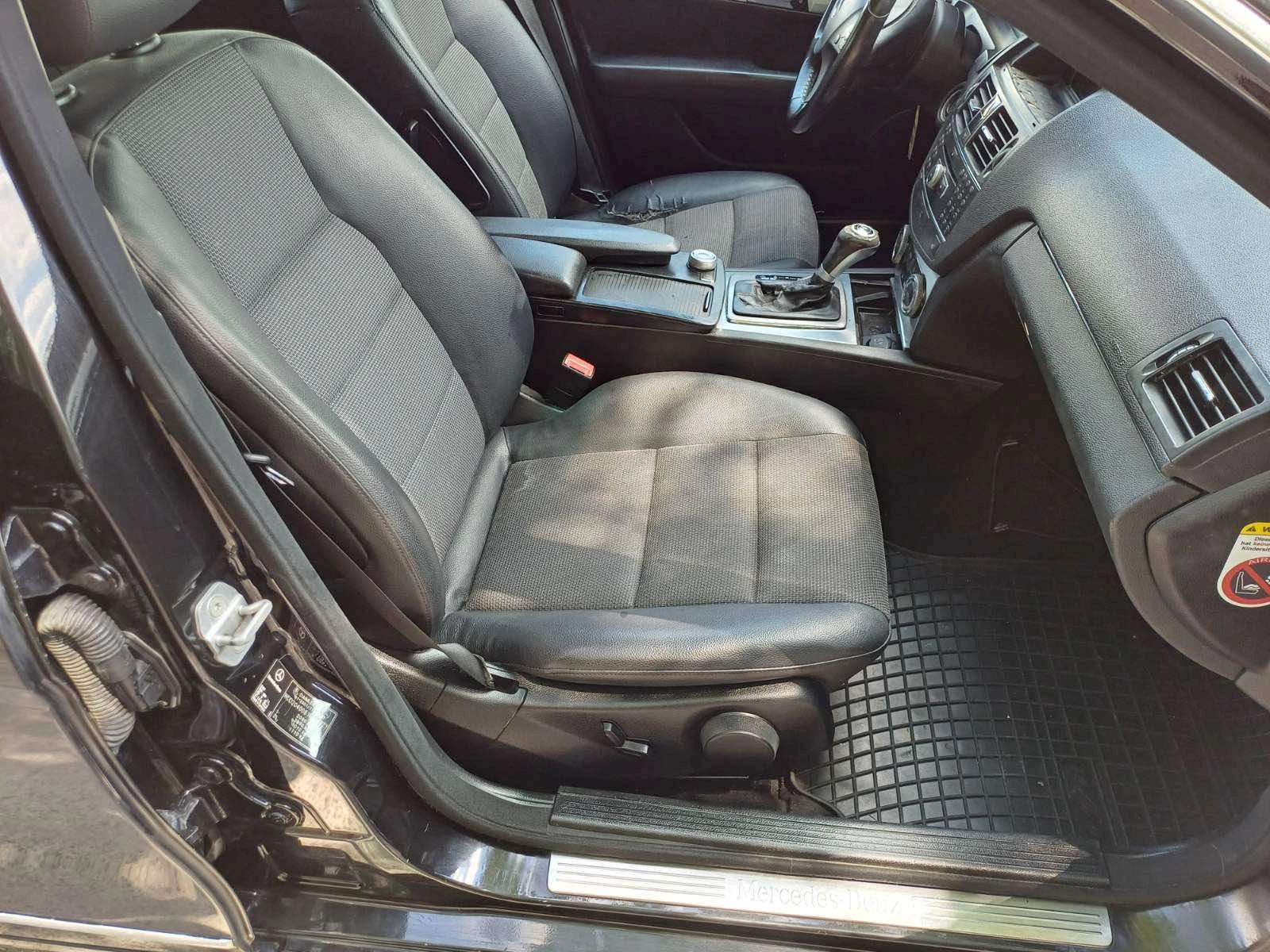 Mercedes-Benz C 220 CDI Avangarde, снимка 12 - Автомобили и джипове - 55275113