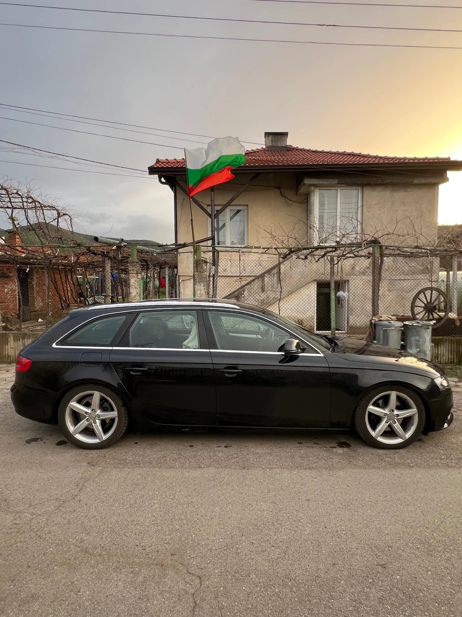 Audi A4 143к.с Ръчка Bi-Xenon , снимка 11 - Автомобили и джипове - 55389468