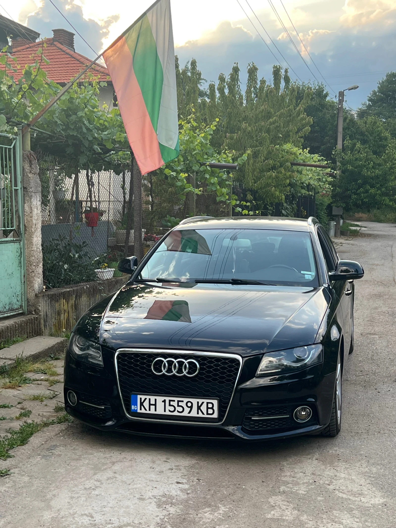 Audi A4 143к.с Ръчка Bi-Xenon , снимка 5 - Автомобили и джипове - 55389468