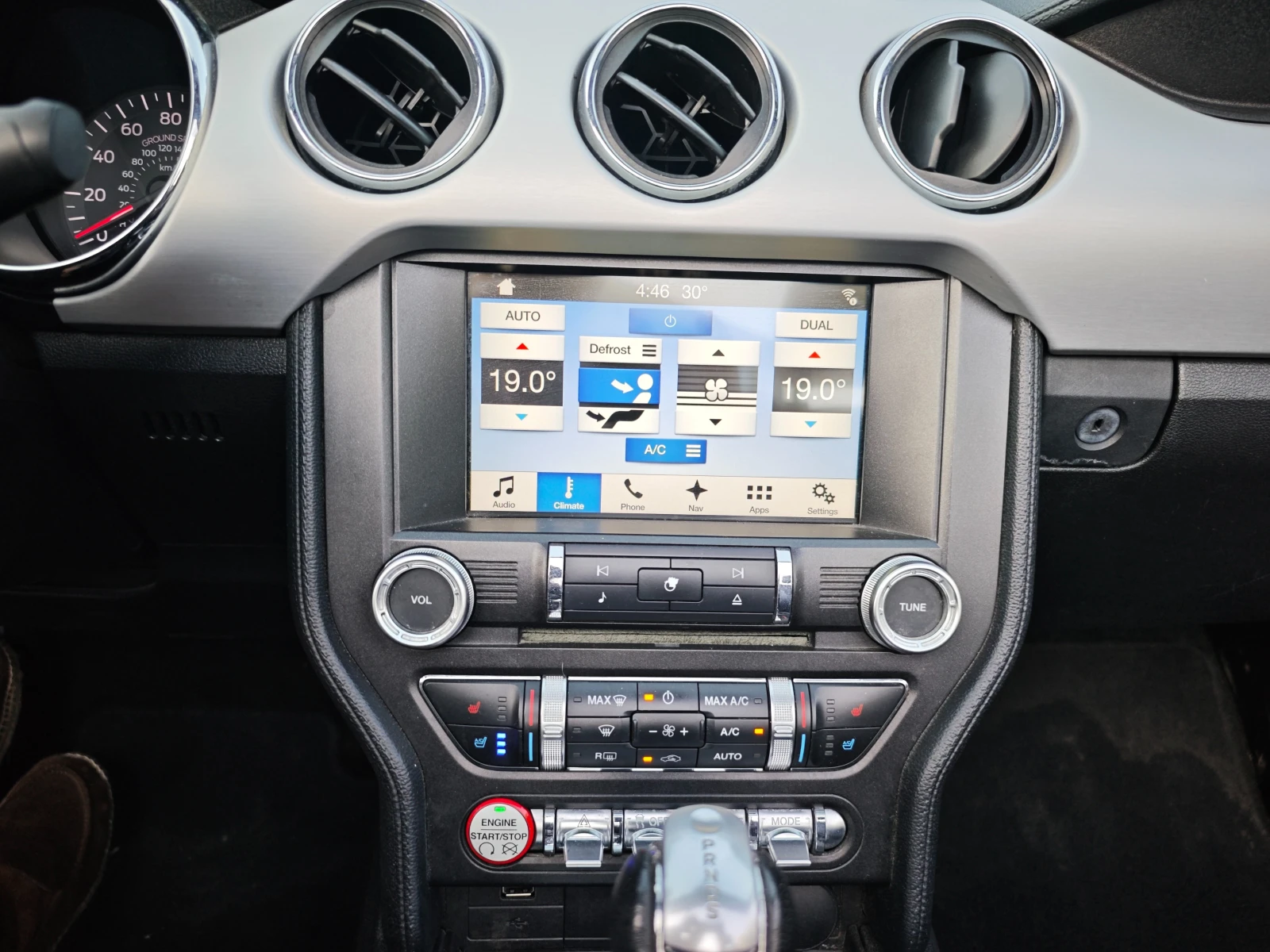 Ford Mustang PREMIUM CONVERTIBLE, снимка 12 - Автомобили и джипове - 55534742