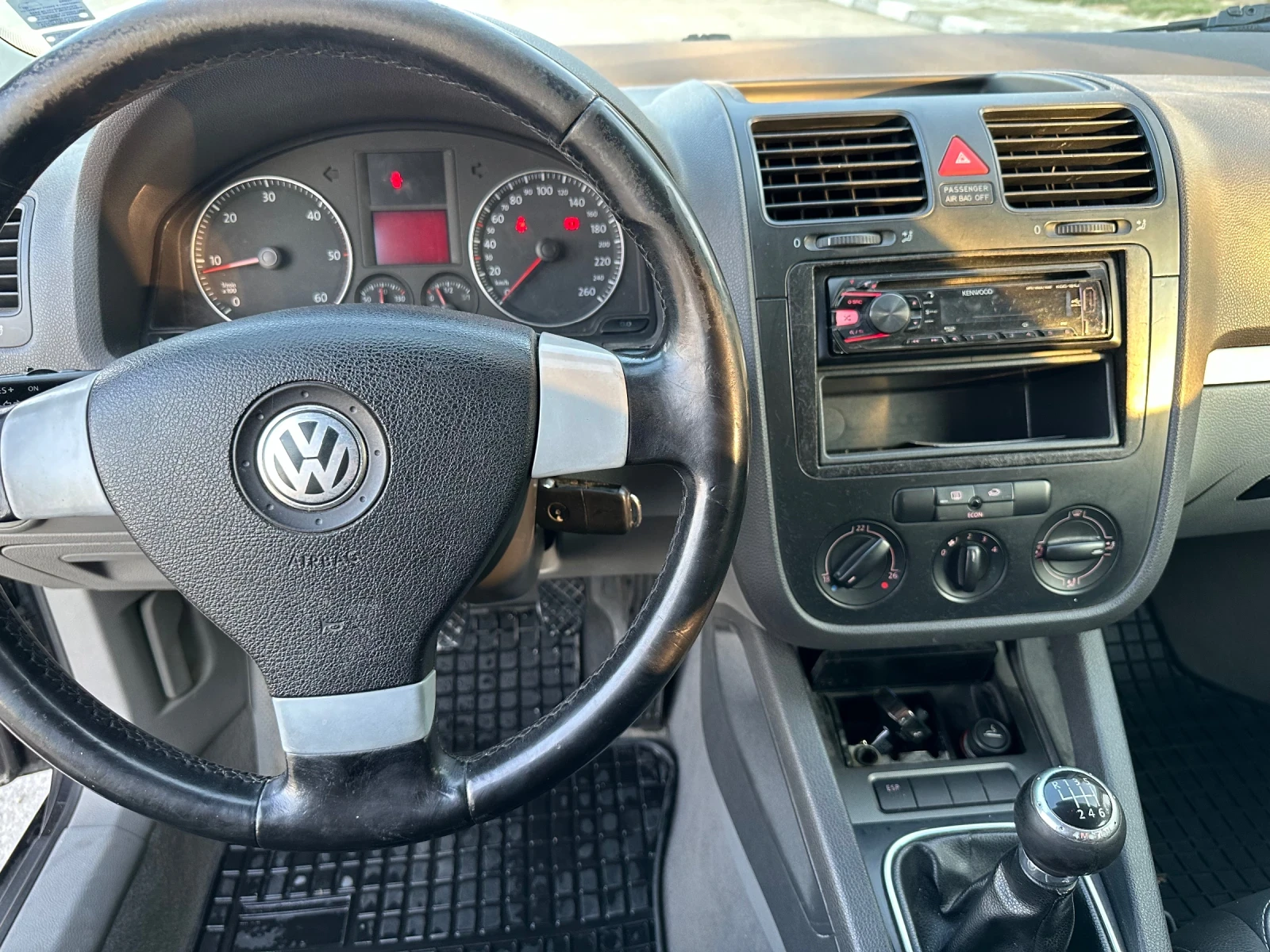 VW Golf 1.9TDI 105hp, снимка 13 - Автомобили и джипове - 55737483