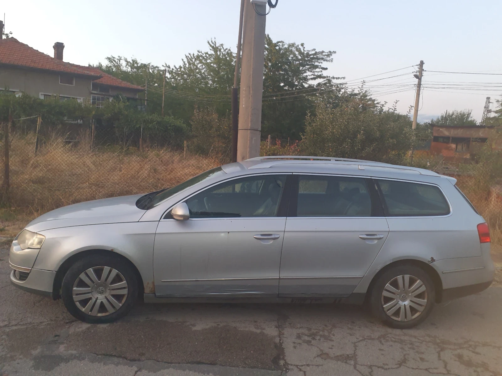 VW Passat 2.0 TDI, снимка 4 - Автомобили и джипове - 56167461