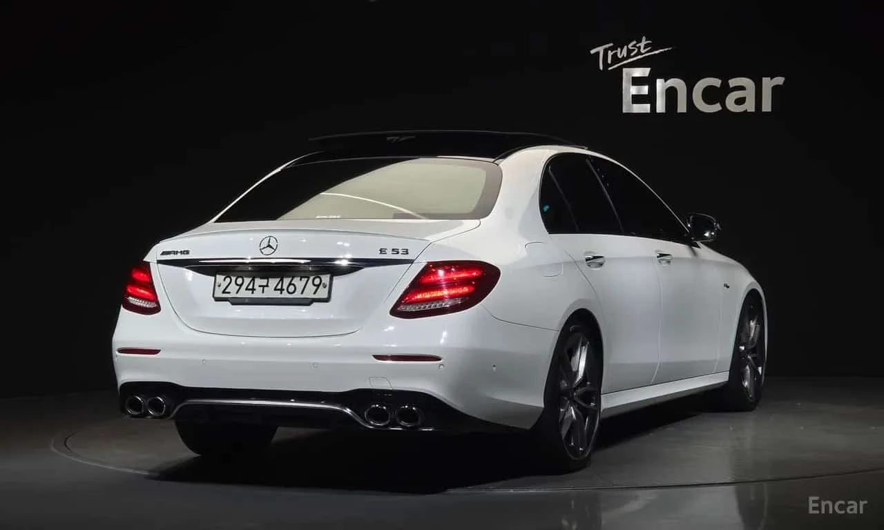Mercedes-Benz E 53 AMG 4MATIC+ /ОБДУХВАНЕ/ПАНОРАМА/ДИСТРОНИК/360, снимка 2 - Автомобили и джипове - 56210889