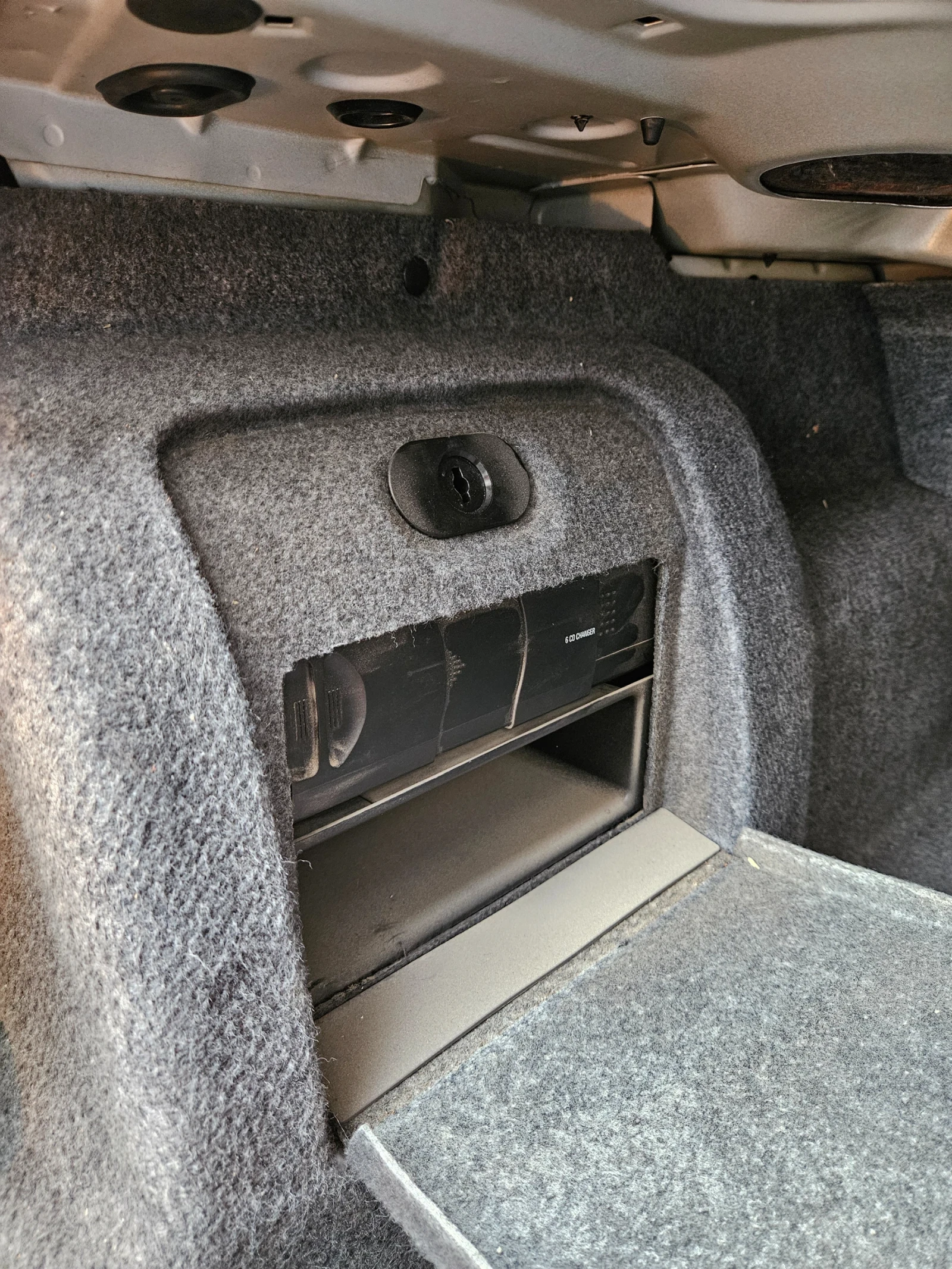 BMW 320, снимка 11 - Автомобили и джипове - 56234582