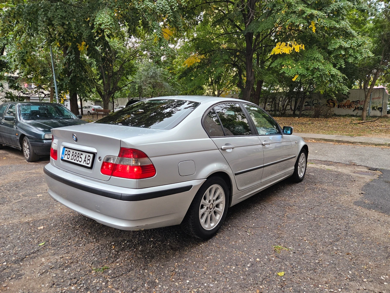 BMW 320, снимка 3 - Автомобили и джипове - 56234582