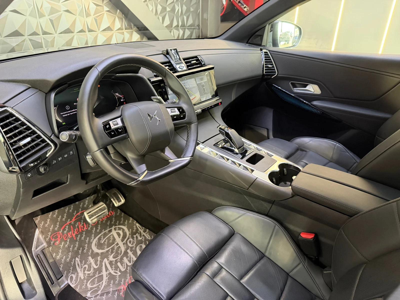 DS DS 7 Crossback 1.6 * PLUG-IN * FULL * ПАНОРАМА, снимка 7 - Автомобили и джипове - 56294775