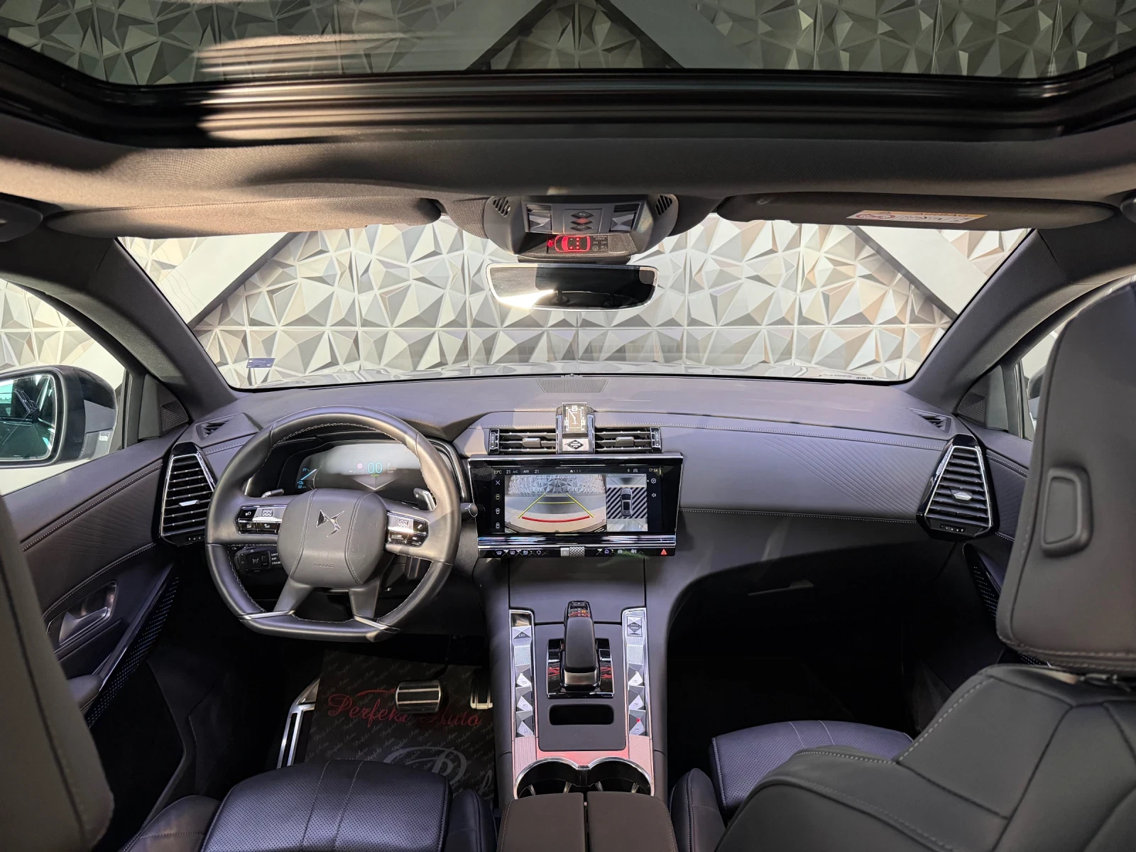 DS DS 7 Crossback 1.6 * PLUG-IN * FULL * ПАНОРАМА, снимка 6 - Автомобили и джипове - 56294775