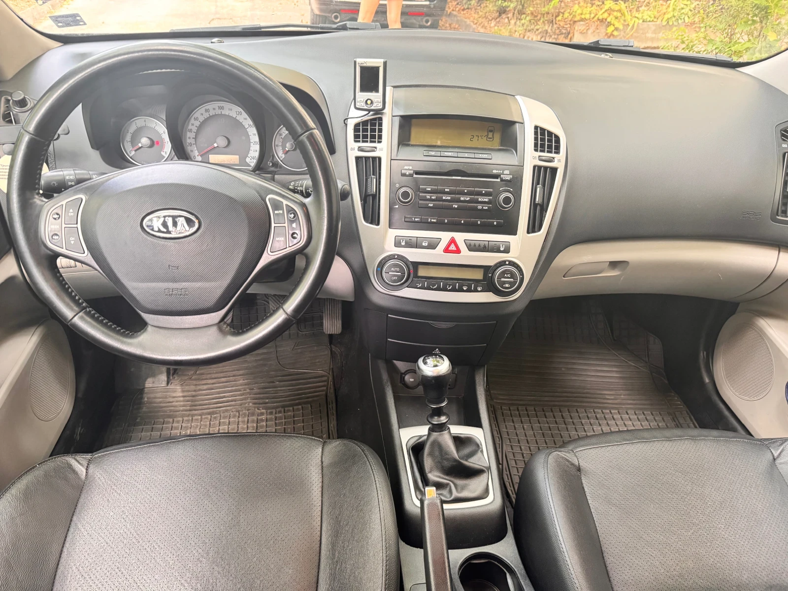 Kia Ceed 1.6 cvv 126 hp, снимка 11 - Автомобили и джипове - 56646646