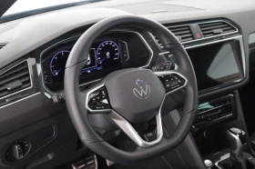 VW Tiguan 2.0TDI  RLine/150HP/PANO/NAVI/SUNROOF/CARPLAY/230b, снимка 10