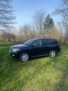 Toyota Land cruiser LC200 , снимка 2