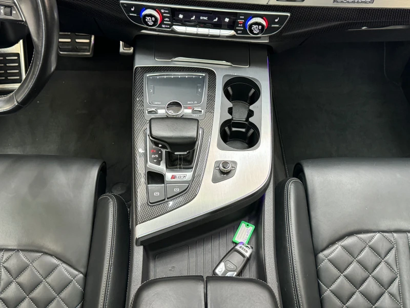 Audi SQ7 4.0TDI* QUATTRO* 360CAM* DISTRONIC* BOSE* 7MЕСТН* , снимка 13 - Автомобили и джипове - 45095285