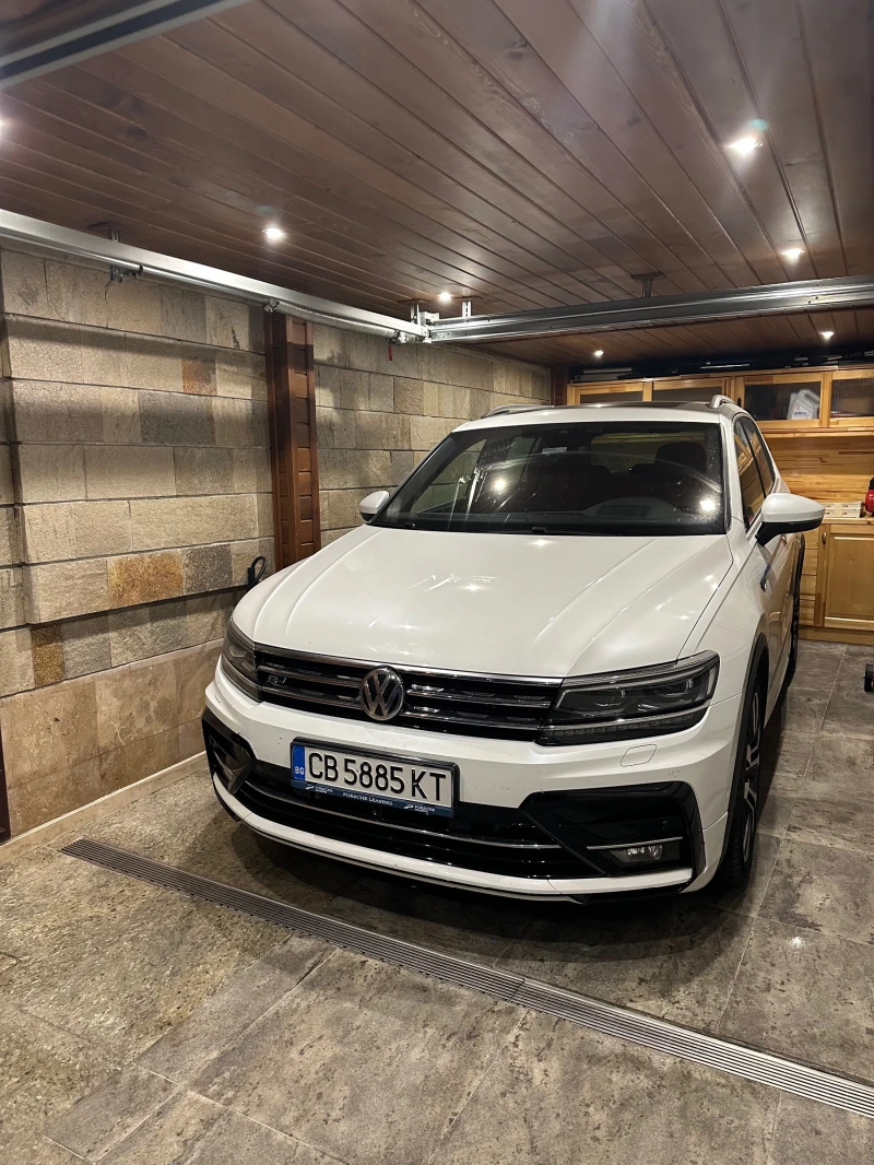 VW Tiguan, снимка 15 - Автомобили и джипове - 48251763