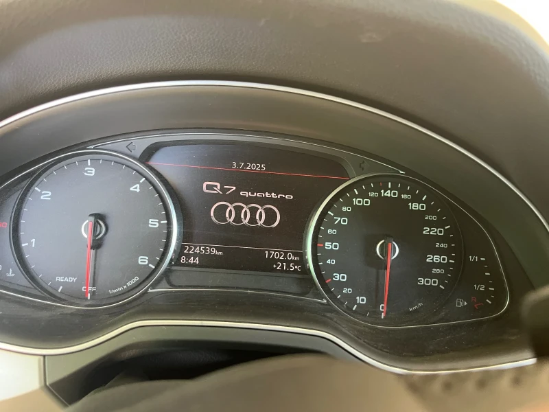Audi Q7, снимка 4 - Автомобили и джипове - 52349272