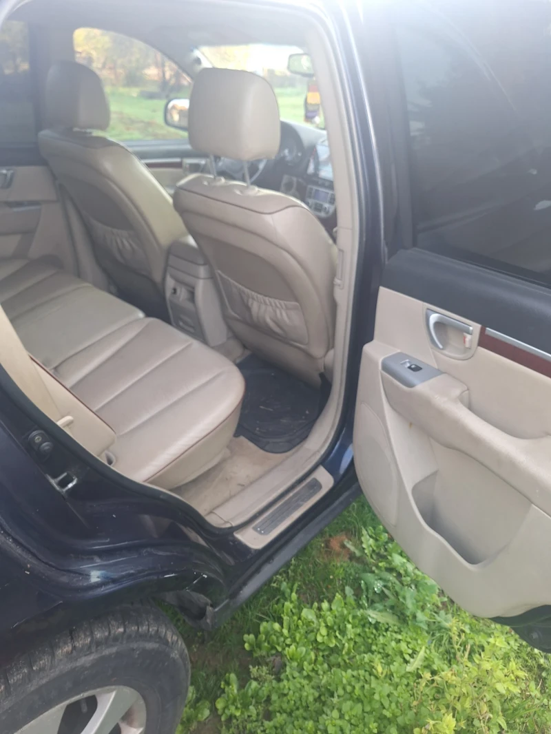 Hyundai Santa fe, снимка 6 - Автомобили и джипове - 52385453