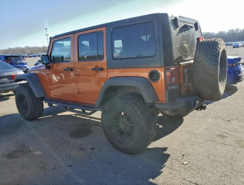 Jeep Wrangler 3.8  UNLIMITED SPORT, снимка 2 - Автомобили и джипове - 52885326