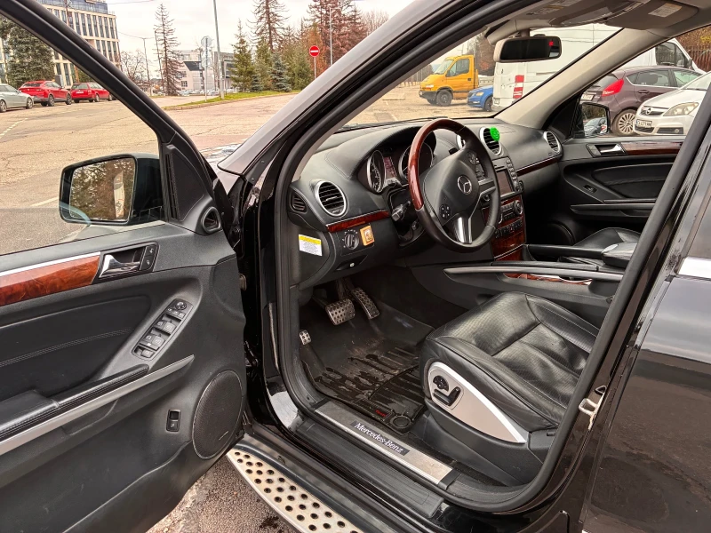Mercedes-Benz GL 550 Gl 550 Grand edition AMG, снимка 3 - Автомобили и джипове - 53086028