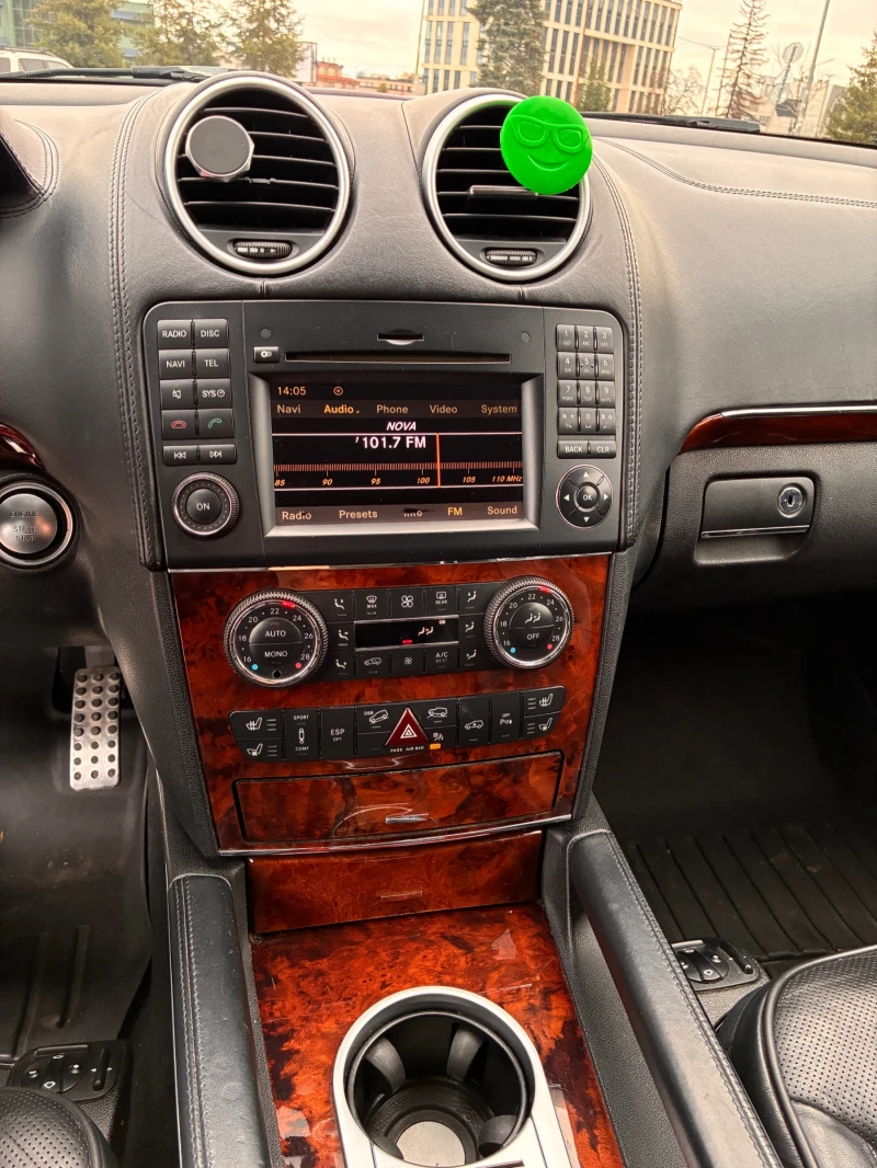 Mercedes-Benz GL 550 Gl 550 Grand edition AMG, снимка 11 - Автомобили и джипове - 53086028