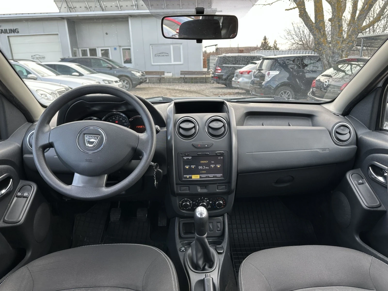 Dacia Duster 1.6i ГАЗ/БЕНЗИН - изображение 8
