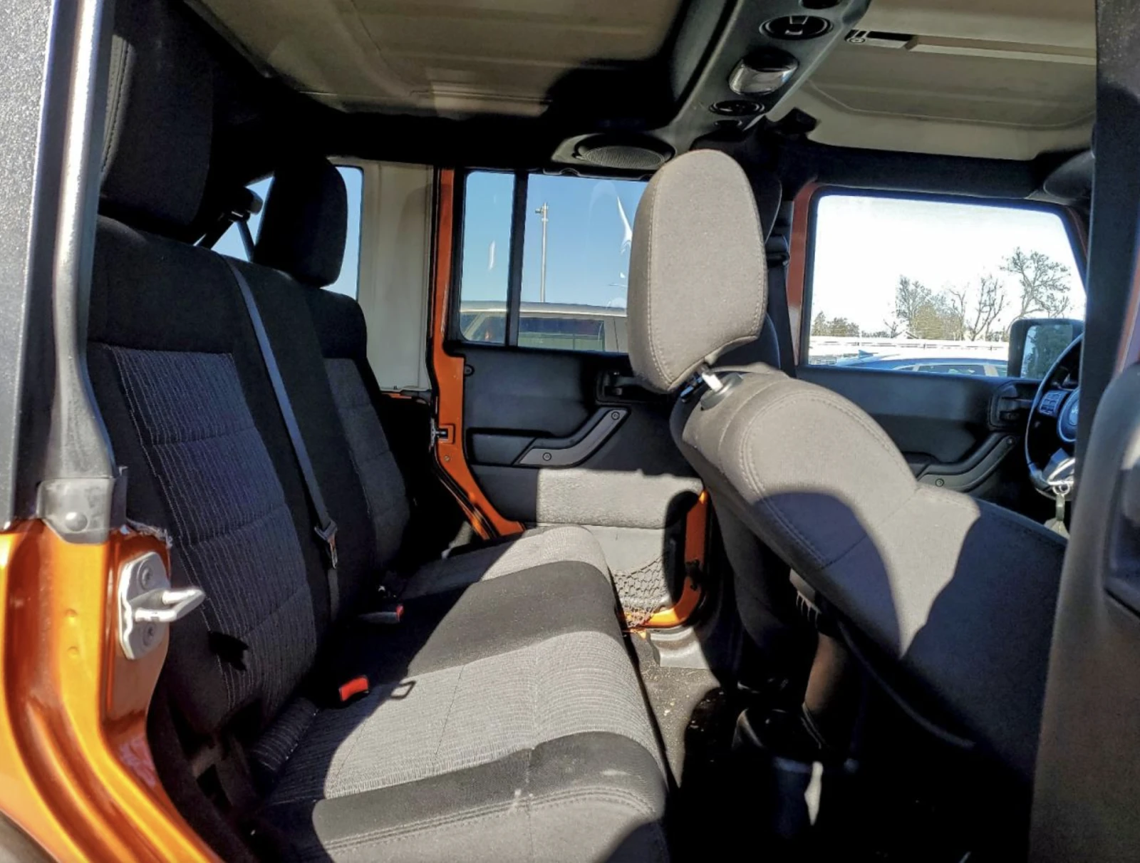 Jeep Wrangler 3.8  UNLIMITED SPORT | Mobile.bg � ����������� 11