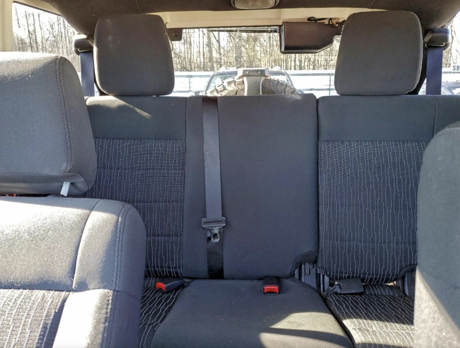 Jeep Wrangler 3.8  UNLIMITED SPORT - изображение 10