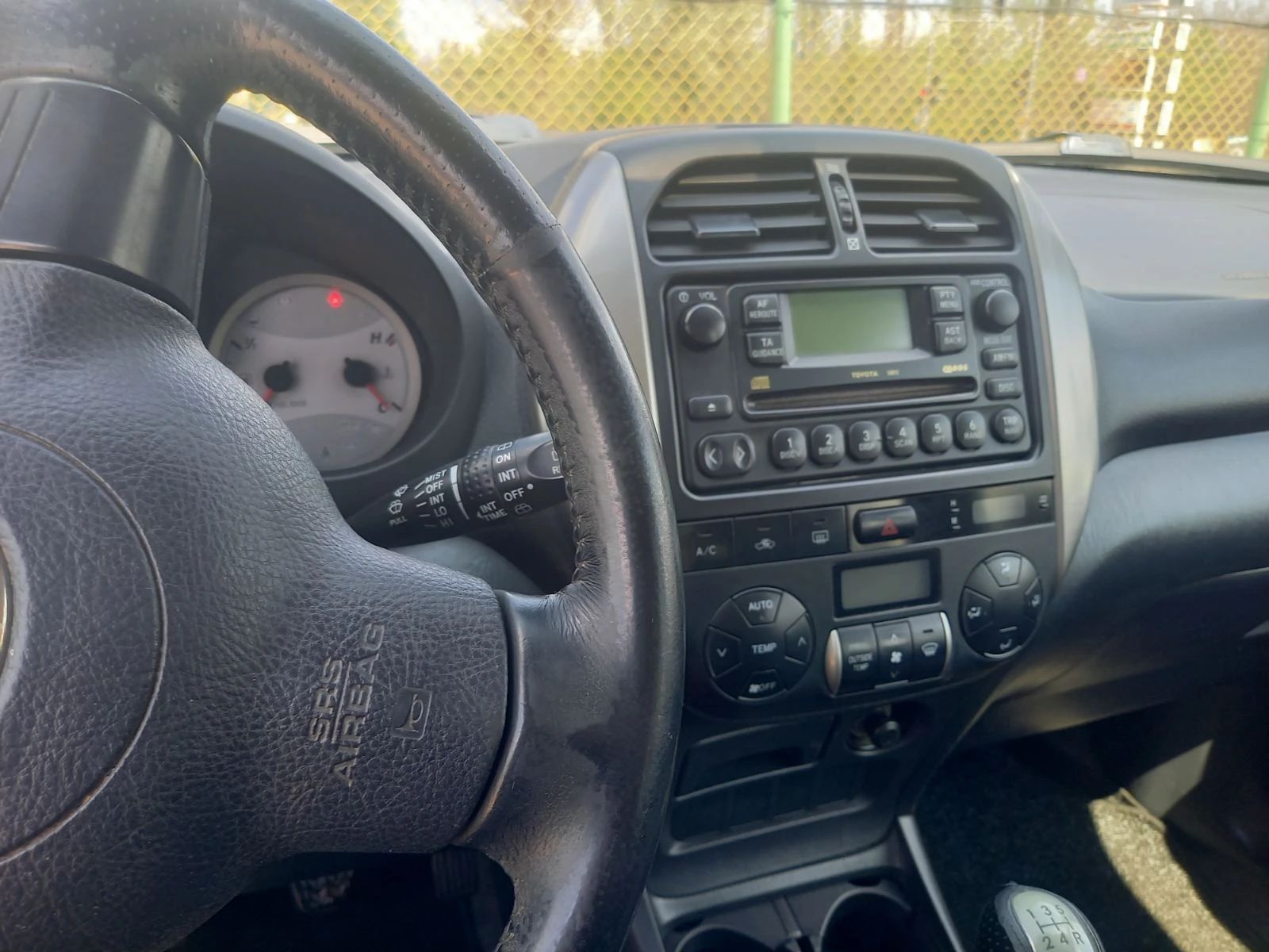 Toyota Rav4, снимка 11 - Автомобили и джипове - 54358937