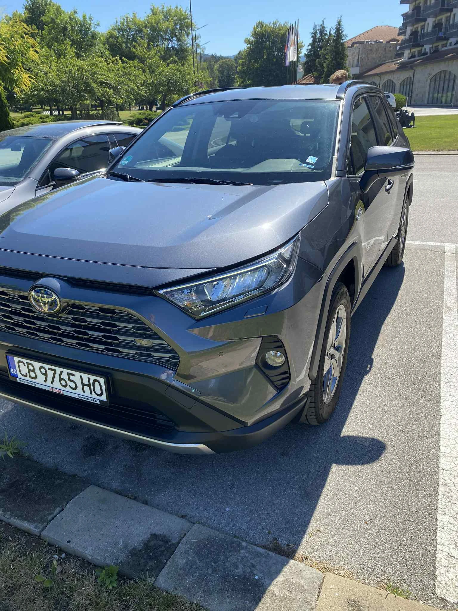 Toyota Rav4, снимка 4 - Автомобили и джипове - 54568301