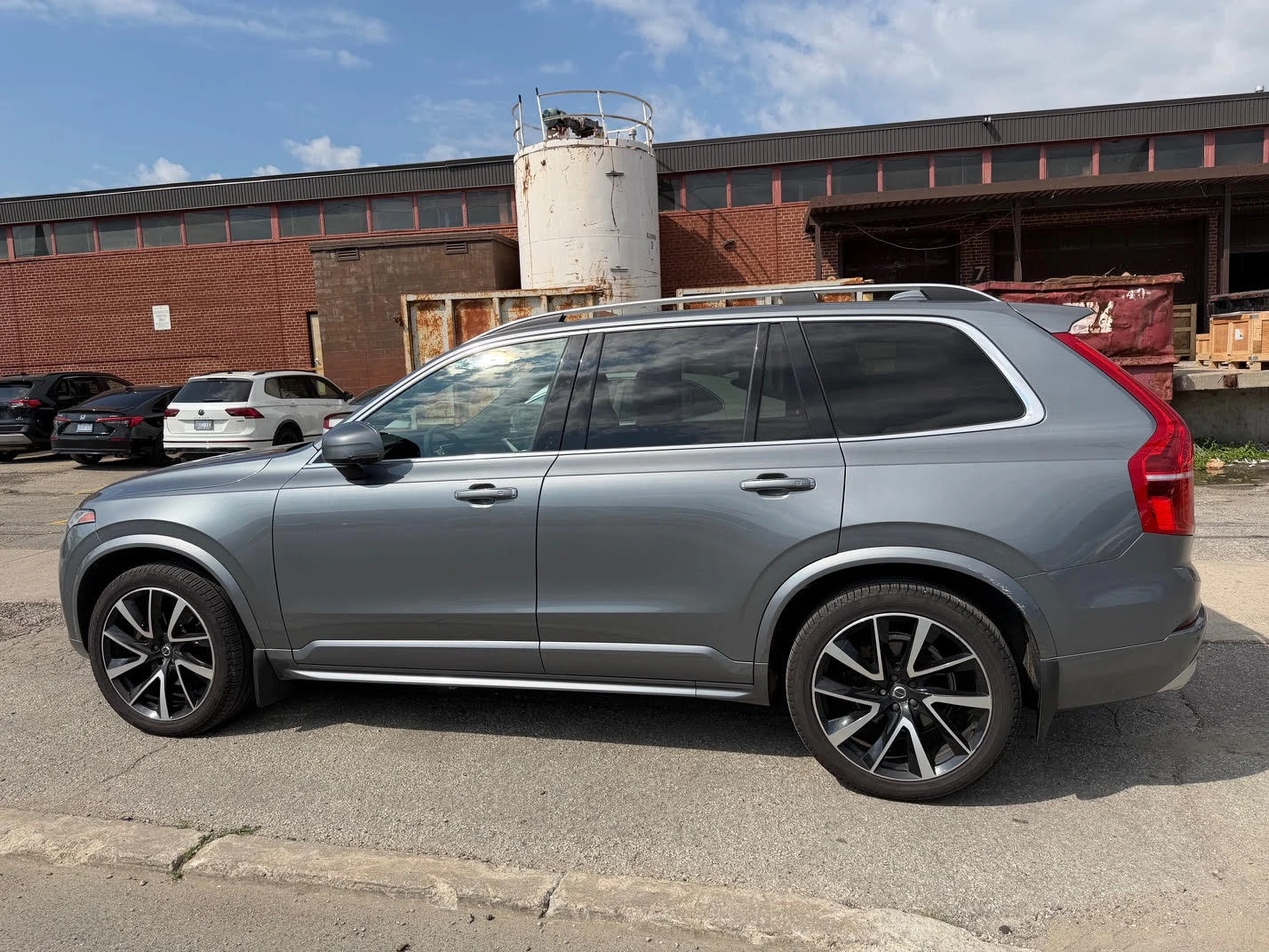Volvo Xc90 * Momentum * CARFAX * ЦЕНА ДО БГ, снимка 4 - Автомобили и джипове - 55804394