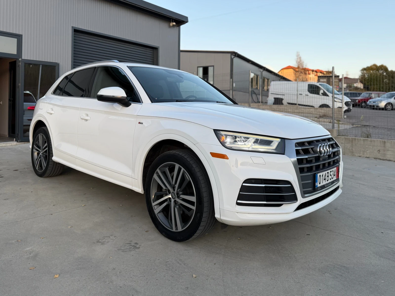 Audi Q5 S Line Technik Quattro, снимка 3 - Автомобили и джипове - 56377294