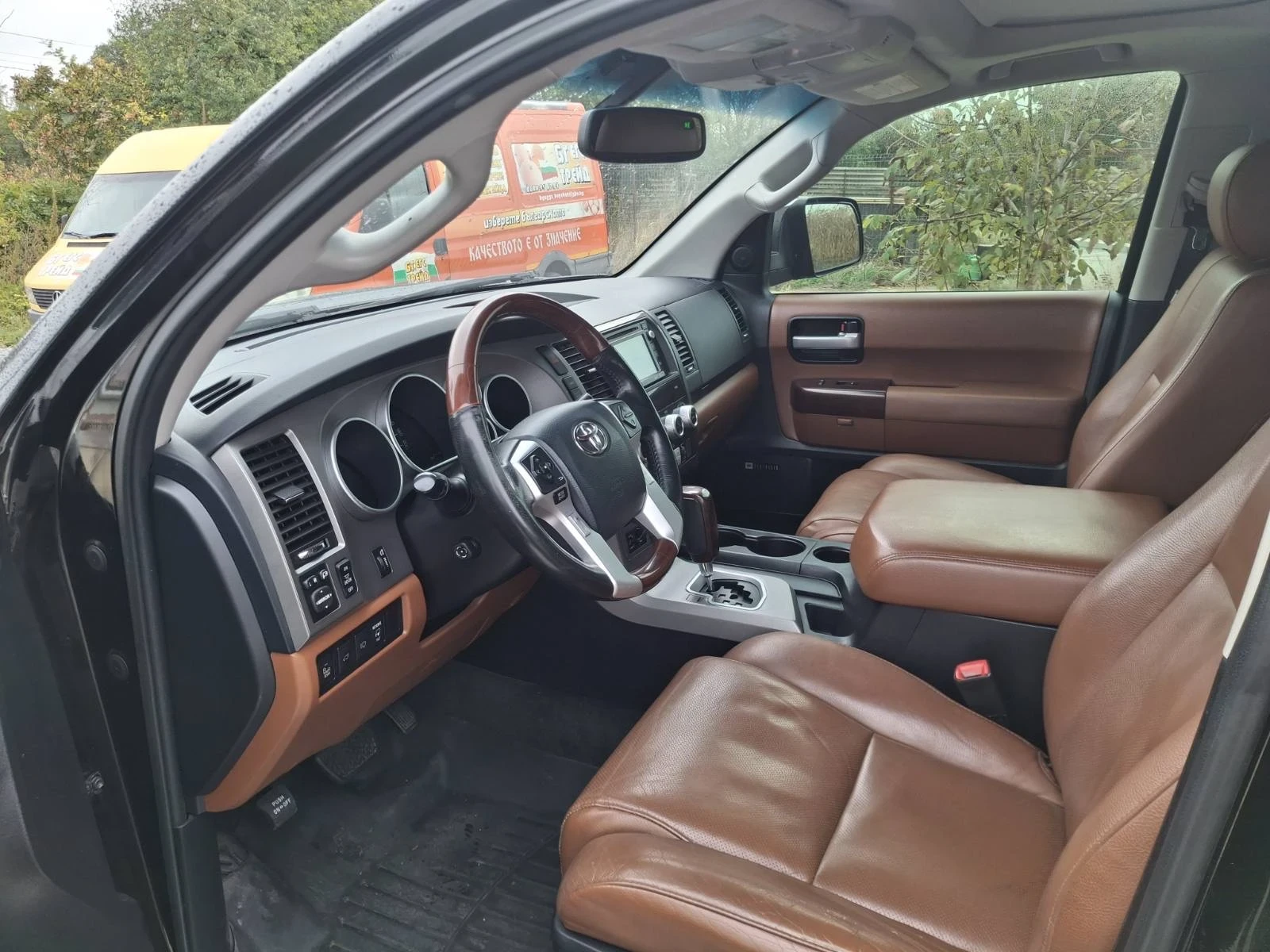 Toyota Sequoia, снимка 4 - Автомобили и джипове - 56554923