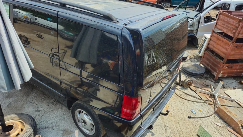 Mercedes-Benz Vito 2.2cdi/на части , снимка 5 - Бусове и автобуси - 51042225