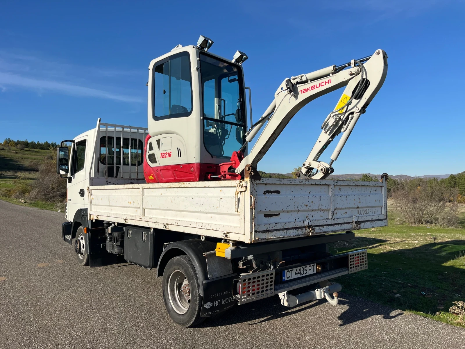 Nissan Atleon 35.15 Тристранен самосвал  - изображение 3