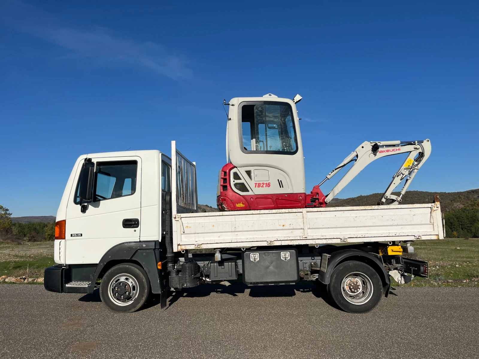 Nissan Atleon 35.15 Тристранен самосвал  - изображение 4