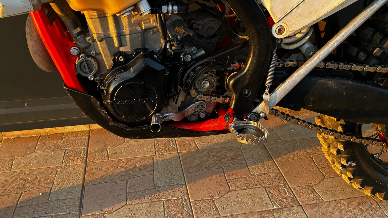 Ktm EXC 6 DAYS 450cc ТРАКШЪН КОНТРОЛ/ДВА РЕЖИМА/, снимка 10 - Мотоциклети и мототехника - 53872089