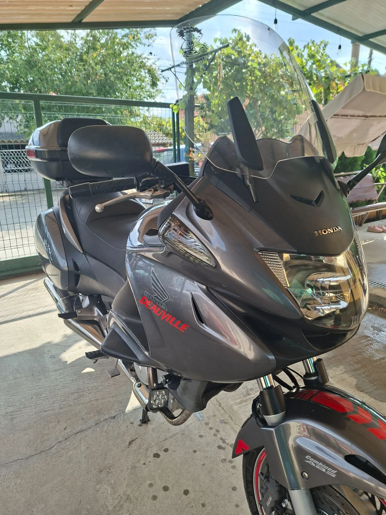 Honda Deauville, снимка 2 - Мотоциклети и мототехника - 55835259