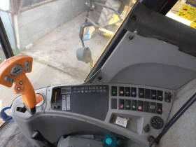 Комбайн New Holland ТС 5050, снимка 7
