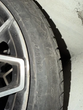 Гуми с джанти Други 275/40R19, снимка 2