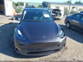 Tesla Model Y DUAL MOTOR/LONG RANGE/ТЕРМОПОМПА/CARFAX, снимка 3