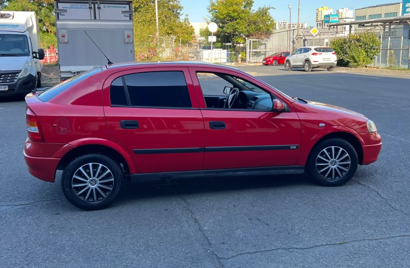 Opel Astra 1.6 Стария/Мотор, снимка 7 - Автомобили и джипове - 47345767