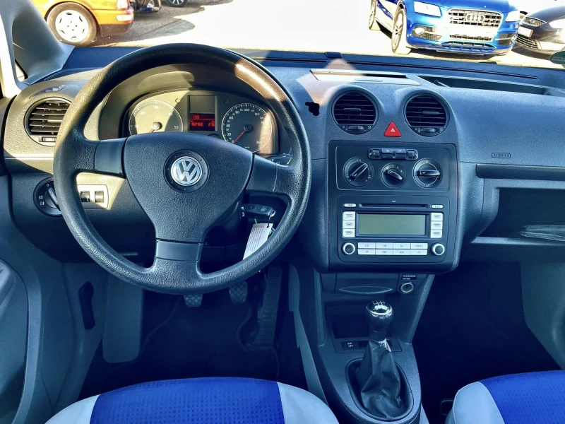 VW Caddy 1.9  7-места, снимка 11 - Автомобили и джипове - 47977102