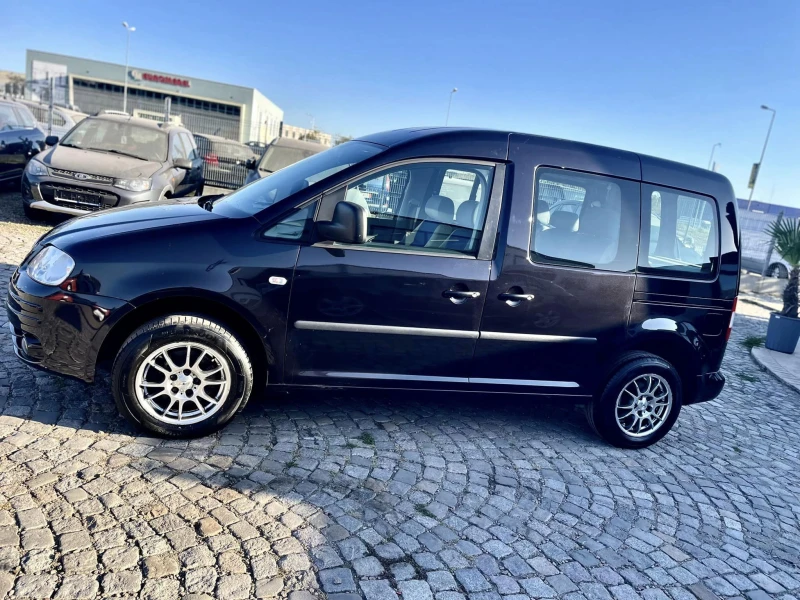 VW Caddy 1.9  7-места, снимка 2 - Автомобили и джипове - 47977102